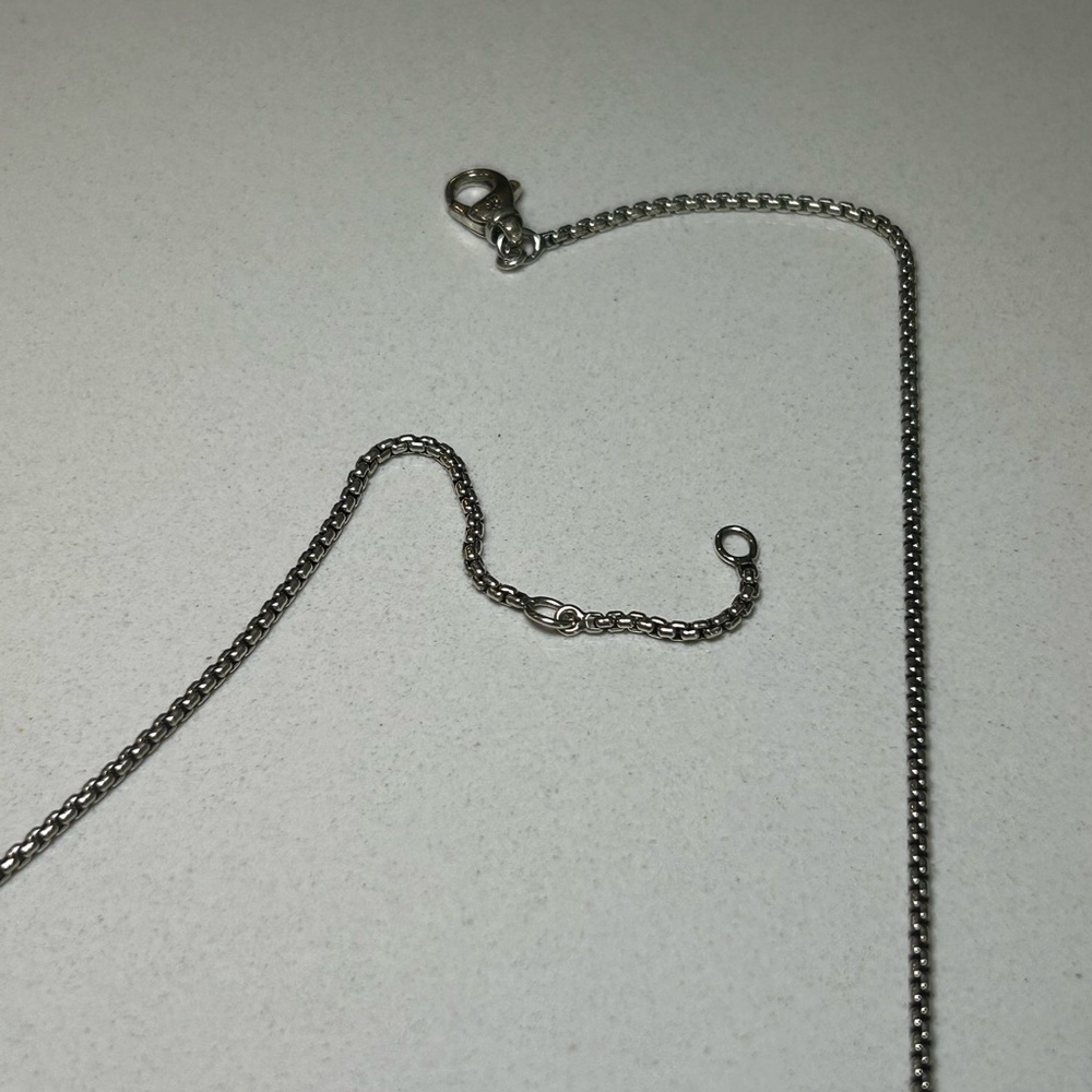 David Yurman CROSSOVER BAR NECKLACE Sterling Silver with 18K Yellow Gold - Picture 4 of 7